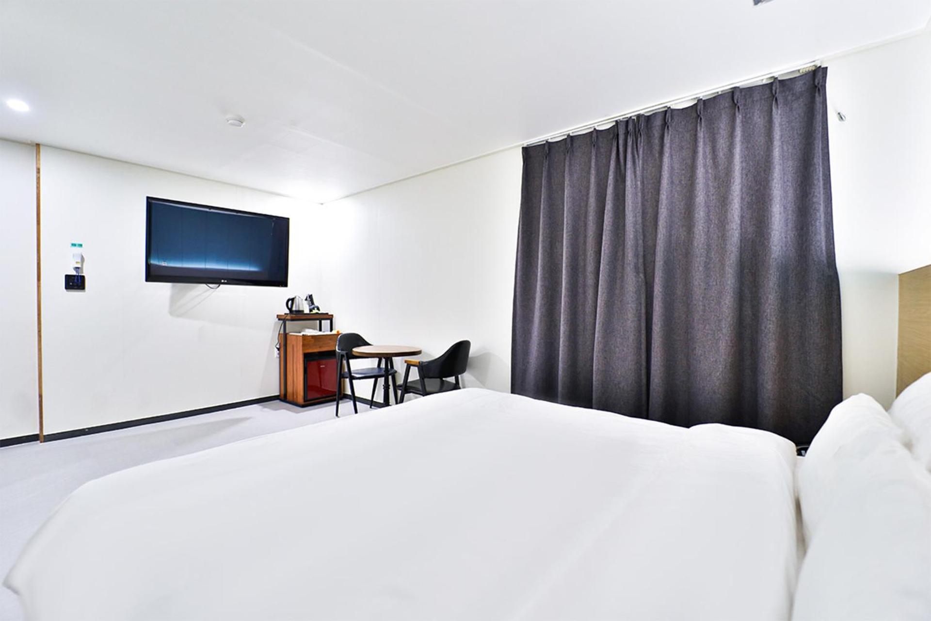 Calm Rest Hotel Busan Sasang Εξωτερικό φωτογραφία